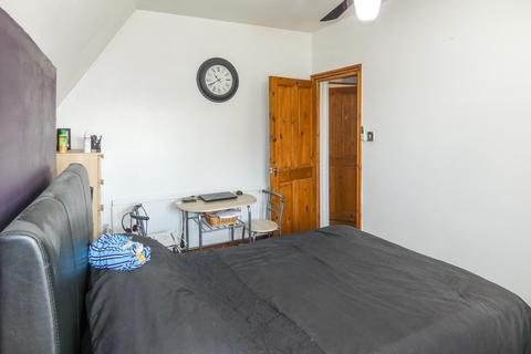 1 bedroom flat for sale, Newport Road, Cardiff CF24