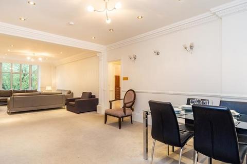 5 bedroom apartment to rent, Strathmore Court, Park Road, St Johns Wood, London, NW8