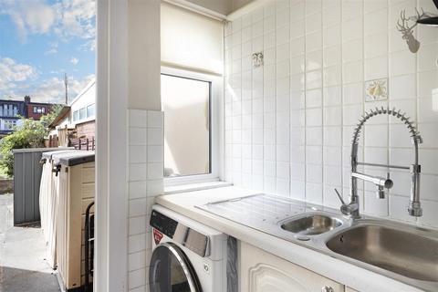 137 New Road, London, E4 9EZ