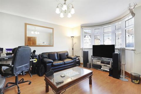 137 New Road, London, E4 9EZ