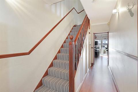137 New Road, London, E4 9EZ