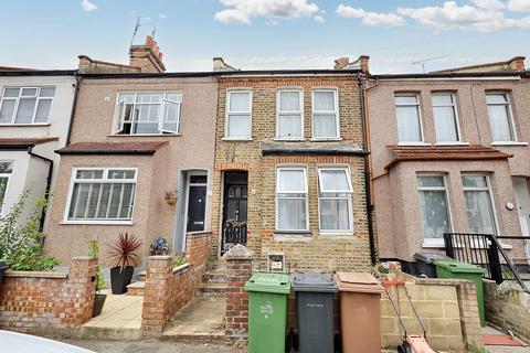 1 bedroom flat for sale, Spencer Road, London E17