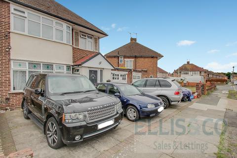 3 bedroom semi-detached house for sale, Barnhill Road, Hayes, UB4