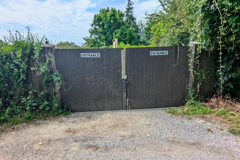 Garage for sale, MILITARY ROAD, WALLINGTON