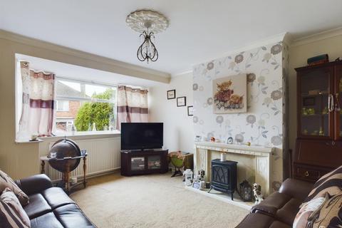 3 bedroom semi-detached house for sale, Endcliffe Avenue, Scunthorpe DN17