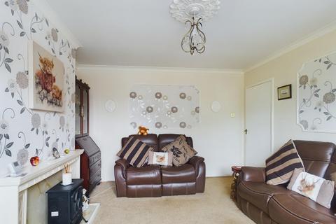 3 bedroom semi-detached house for sale, Endcliffe Avenue, Scunthorpe DN17