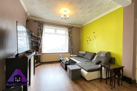 3 bedroom end of terrace house for sale, Glandwr Street, Abertillery, NP13 1TZ