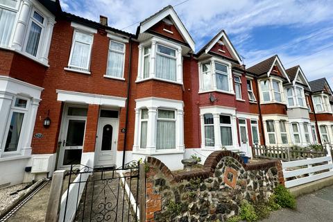 2 bedroom terraced house for sale, Central Avenue, Southend-on-Sea, Essex, SS2