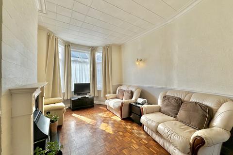 2 bedroom terraced house for sale, Central Avenue, Southend-on-Sea, Essex, SS2