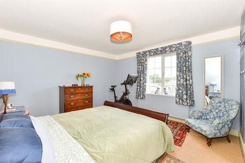 October Cottage Durbans Road, Wisborough Green, Billingshurst, RH14 0DJ
