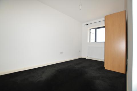 2 bedroom flat to rent, Lennard Road Croydon CR0