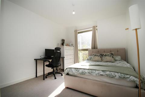 1 bedroom apartment for sale, Armada Way, London