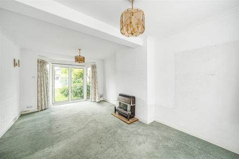 120 Cardinal Avenue, Kingston Upon Thames, KT2 5SA