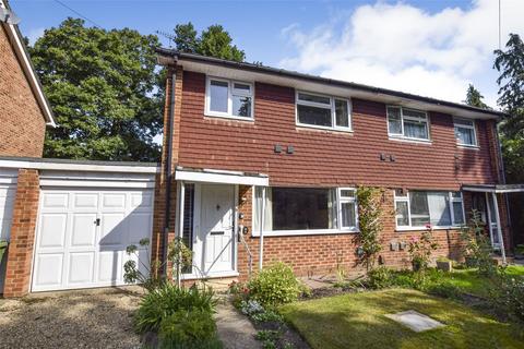 3 bedroom semi-detached house for sale, Whites Road, Hampshire GU14