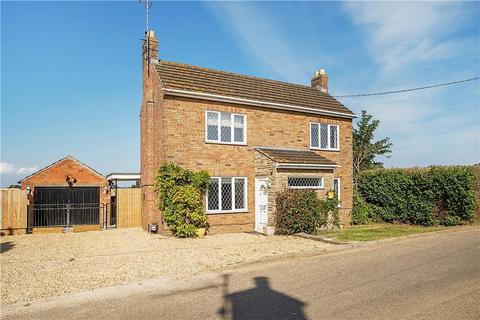 3 bedroom detached house for sale, Roman Bank, Holbeach Bank, Holbeach