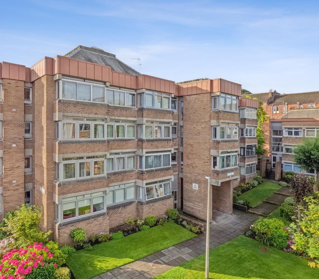 Onslow Court, 16 Lethington Avenue... 1 bed flat for sale £119,000