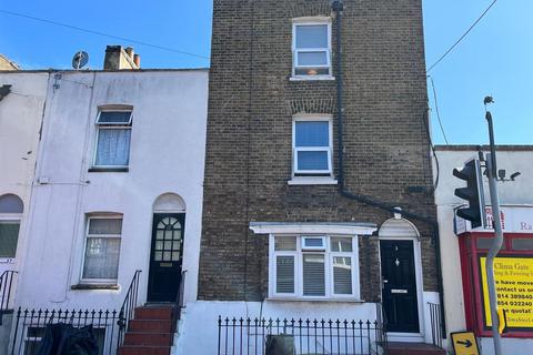 1 bedroom in a house share to rent, Hereson Road, Ramsgate CT11