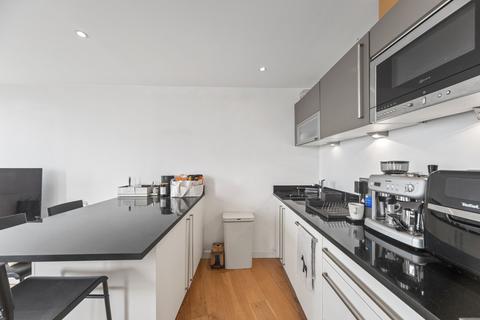 Studio for sale, Flat 94 Candle House, Leeds, West Yorkshire