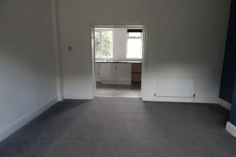 2 bedroom terraced house to rent, Highfield Terrace, Dewsbury