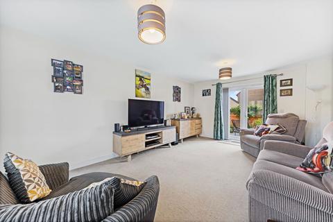 34 Fairey Way, Burton Latimer, Kettering, NN15 5GF