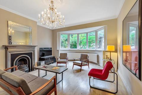 5 bedroom terraced house for sale, Vallance Road, London, N22