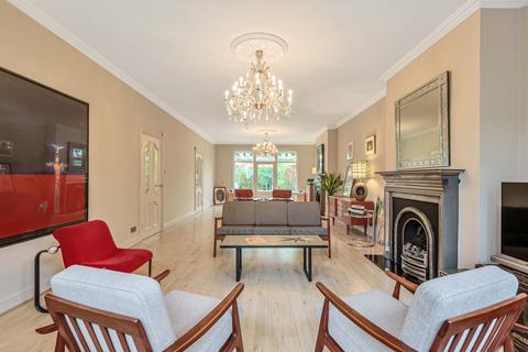 5 bedroom terraced house for sale, Vallance Road, London, N22