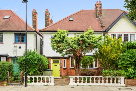 5 bedroom terraced house for sale, Vallance Road, London, N22