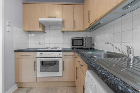 1 bedroom flat to rent, Allanfield, Leith, Edinburgh, EH7