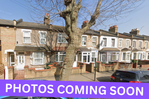 3 bedroom terraced house for sale, Cromwell Road, London E7