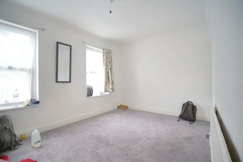 3 bedroom terraced house for sale, Cromwell Road, London E7