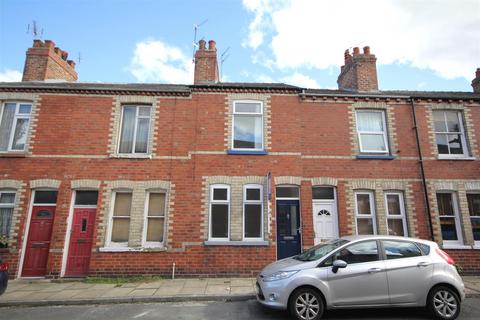 2 bedroom terraced house to rent, Curzon Terrace, York