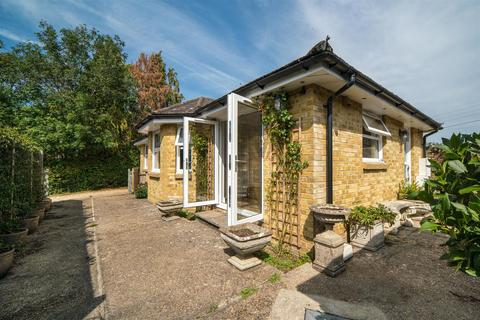 2 bedroom detached bungalow for sale, Carisbrooke, Isle of Wight