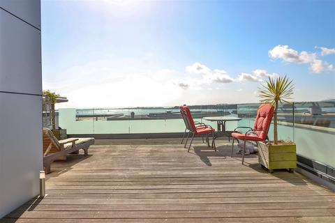 4 bedroom penthouse for sale, The Quay, Poole