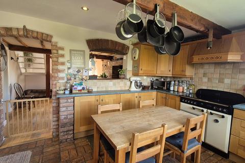 4 bedroom cottage for sale, Bascote, Southam, CV47