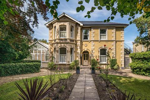 7 bedroom house for sale, Carisbrooke, Isle of Wight