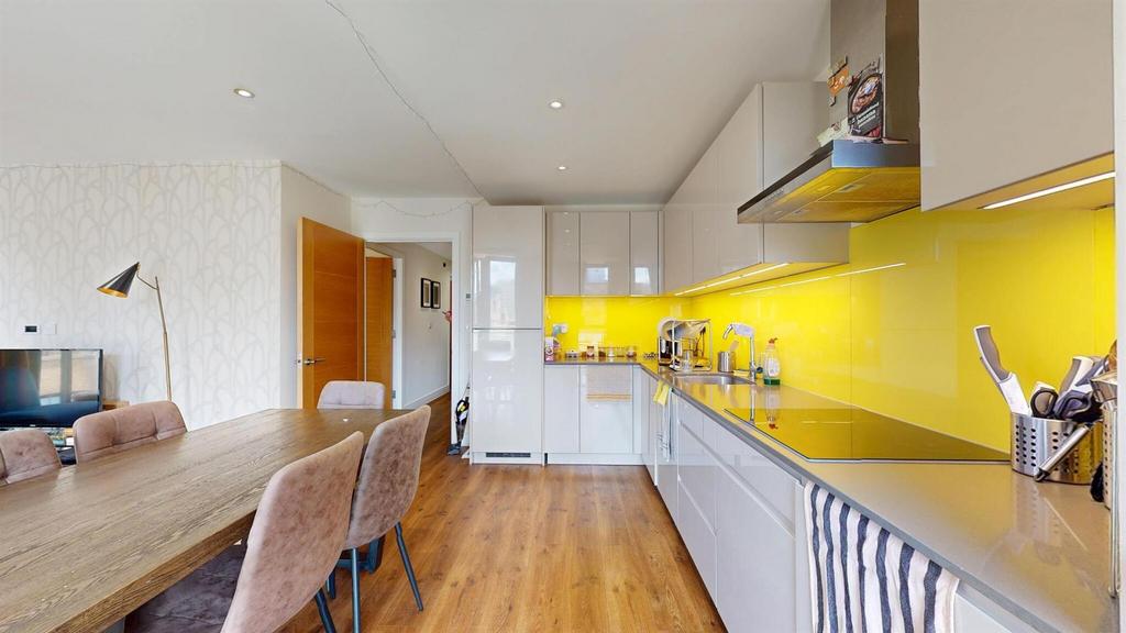 687fc321c70253a7e9fdd19e a704b95916c2cdc97a700aa29