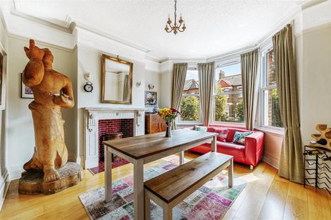 34 Regina Road, London, W13 9EF