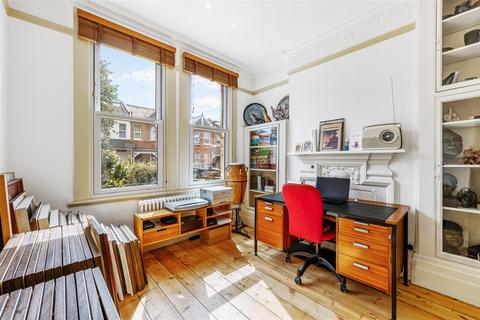 34 Regina Road, London, W13 9EF