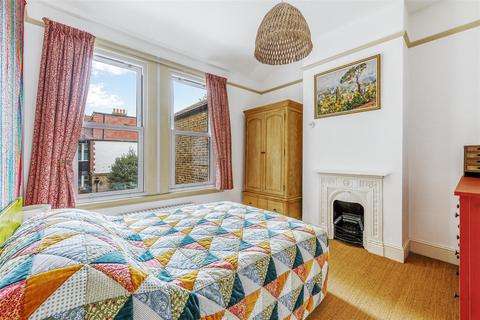 34 Regina Road, London, W13 9EF