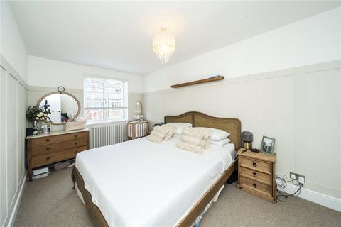 3 bedroom terraced house for sale, Dowdeswell Close, London SW15