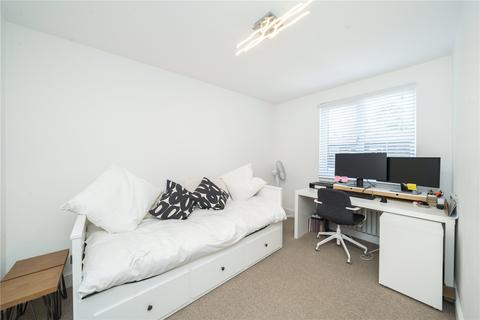 3 bedroom terraced house for sale, Dowdeswell Close, London SW15