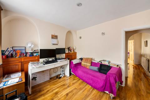 2 bedroom house for sale, Mount View, The Common, UB2