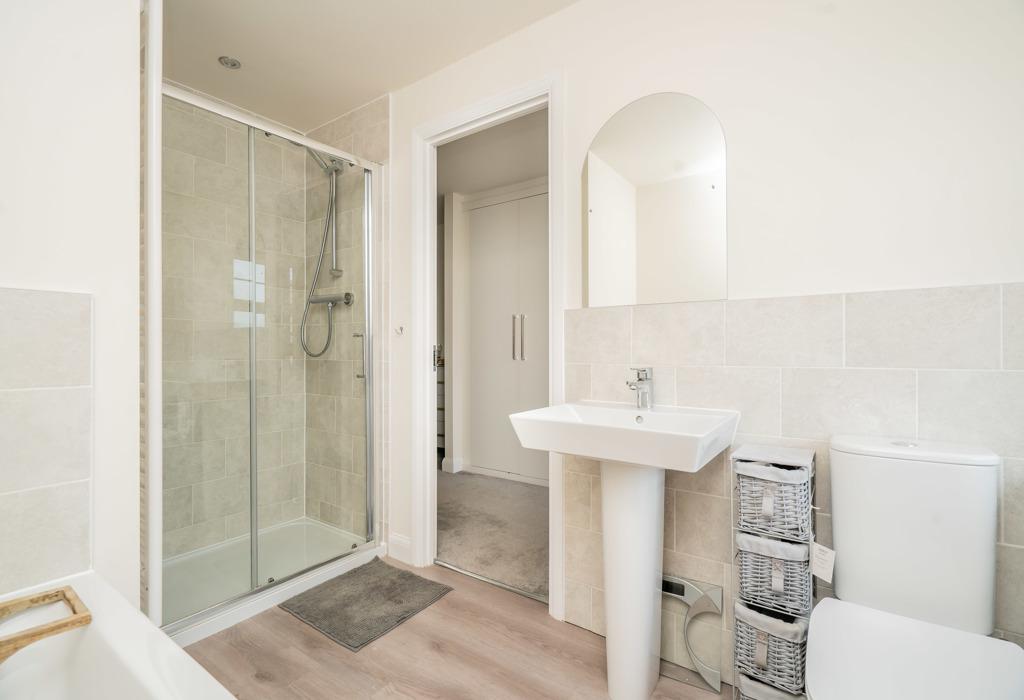 Ensuite