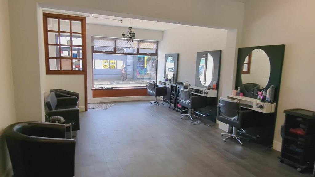 Retail Shop/Hairdressing Salon