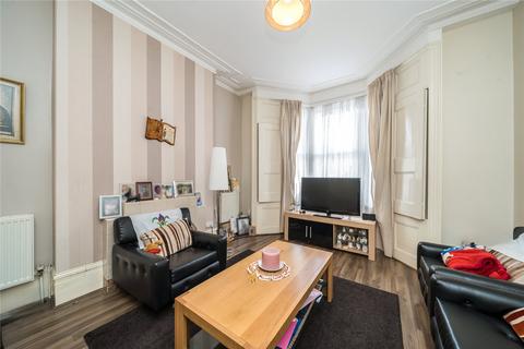 6 bedroom terraced house for sale, Saltoun Road, London SW2