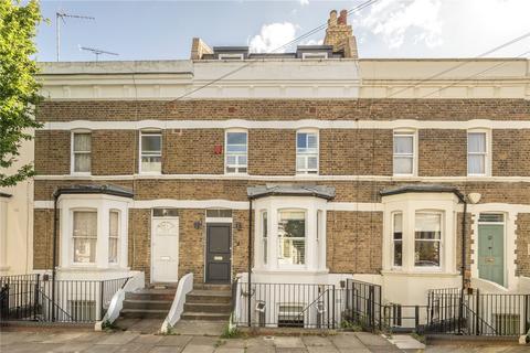 3 bedroom maisonette for sale, Medwin Street, London SW4