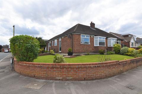 3 bedroom semi-detached house to rent, Heathfield Drive, Manchester M29