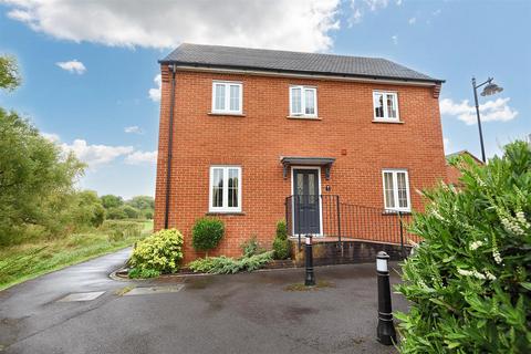 3 bedroom semi-detached house for sale, Mill Race, Gillingham