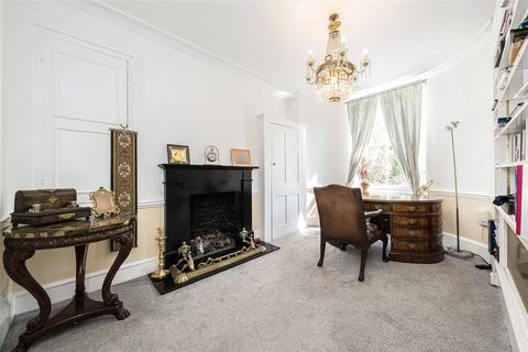 4 bedroom terraced house to rent, Kennington Road, London SE11