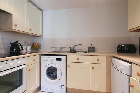 2 bedroom apartment to rent, Stewart Place, Ware SG12